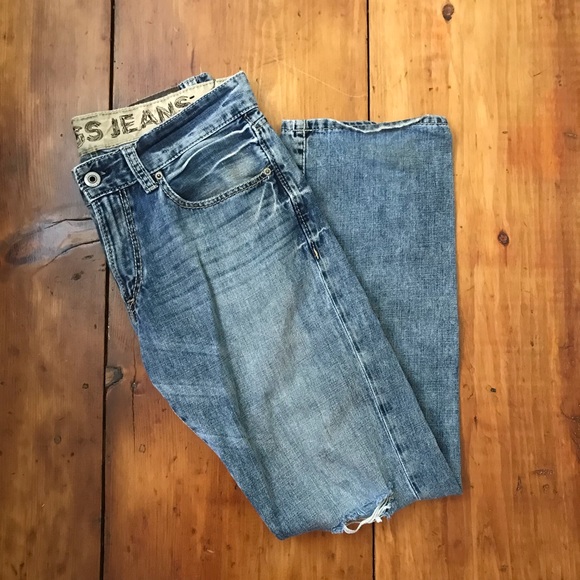 Men’s Express Straight Leg Distressed Jeans - Picture 1 of 8